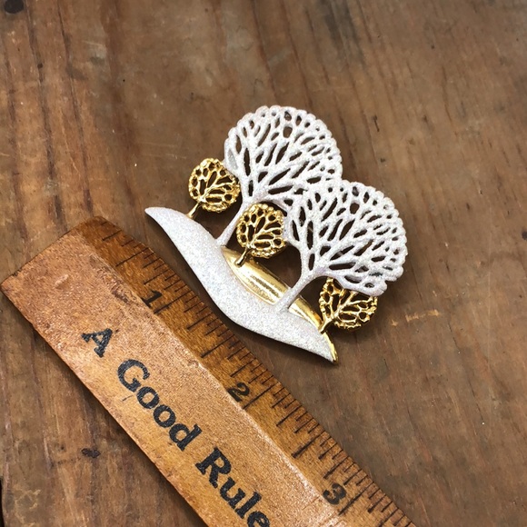 AJC Snowy Tree Pin - Picture 5 of 6